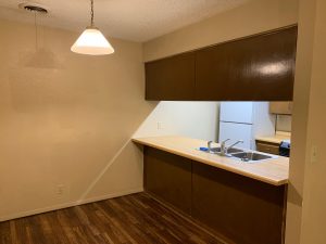 Black Mesa Apartments Dining Area & Kitchen