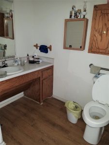 Westridge Village Apartments Bathroom