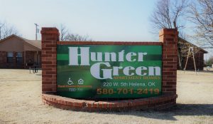Hunter Green Apartments Sign