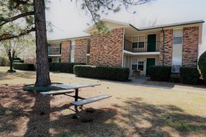 Tanglewood Village Apartments Exterior